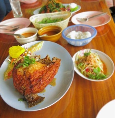 ปลากระพงทอดน้ำปลาครับ