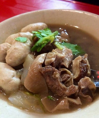 หมูตุ๋น เอ็นตุ๋น เจ้าเก่าบางรัก (Mu Toon Num Dang Mor Din) หมูตุ๋น เอ็นตุ๋น เจ้าเก่าบางรัก (Mu Toon Num Dang Mor Din)
