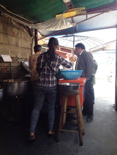 ขนมจีน กาดก้อม