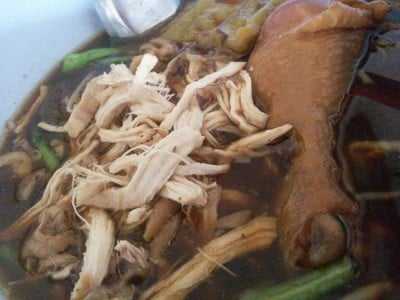 โรงก๋วยเตี๋ยวไก่มะระ รามคำแหง 29