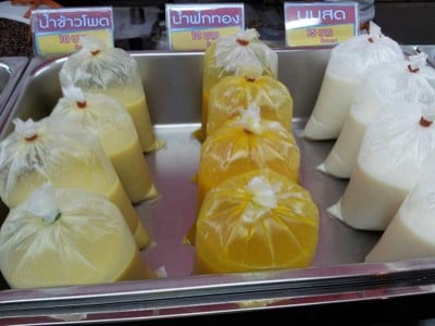 น้ำข้าวโพด น้ำฟักทอง นมสด