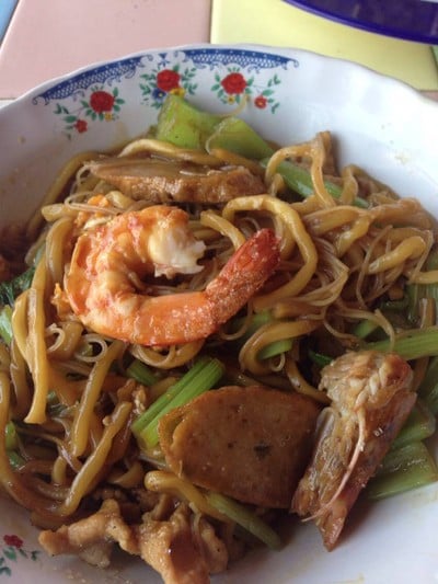 หมี่ฮกเกี้ยนสะปำเจ๊น้อยเจ้าเก่า