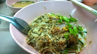 แป๊ะตง บะหมี่เกี๊ยว หลังมอ สาขา 2 แป๊ะตง บะหมี่เกี๊ยว หลังมอ สาขา 2