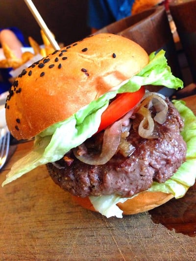 Firehouse Pub And Restaurant (ไฟร์เฮ้าส์) Firehouse Pub And Restaurant (ไฟร์เฮ้าส์)