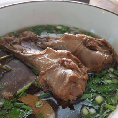 ก๋วยเตี๋ยวเป็ดตุ๋น เจ้าเก่าหนองมน