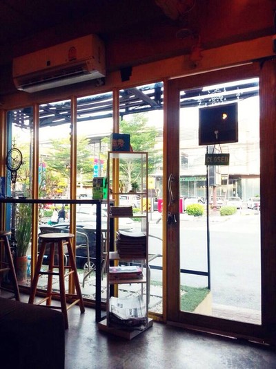 60° C Latte (ซิกตี้ องศาซี ลาเต้) 60° C Latte (ซิกตี้ องศาซี ลาเต้)