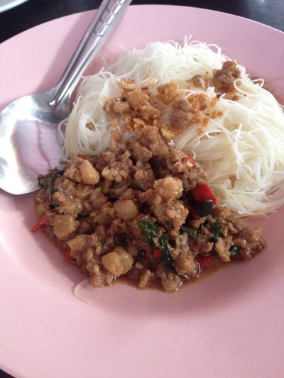 ก๋วยเตี๋ยวเรือสิบสาม (ครัวชากะเฌอ)