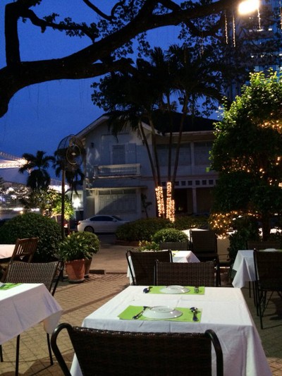 Secret Garden เดอะ การ์เด้น คอมมูนิตี้ เพลส (ถนนนางลิ้นจี่)