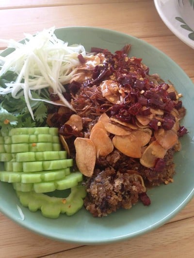 จานนี้ชื่อ"ปลาทูผัดซอสมะขาม"