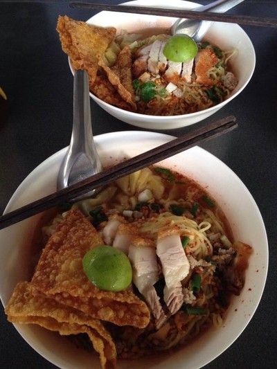 บะหมี่เกี้ยวหมูกรอบต้มยำค่ะ 40 บาท เองนะ
