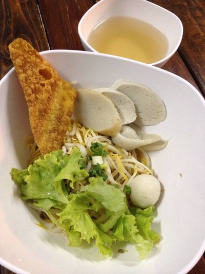 บะหมี่แห้งปลา