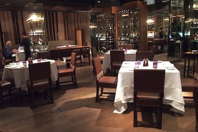 เทเบิ้ลกริลล์ Grand Hyatt Erawan Hotel