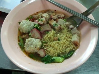 ข้าว โครตกระเพรา By แม่สมใจ