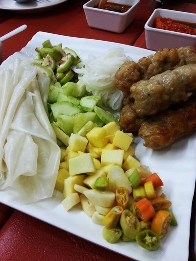 พี่หยอง แหนมเนือง (P’Yong Namneung) ถนนพหลโยธิน พี่หยอง แหนมเนือง (P’Yong Namneung) ถนนพหลโยธิน