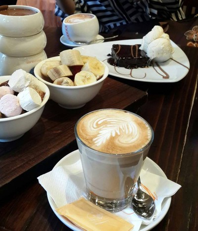 latte + fudge brownies 