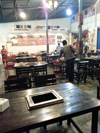 มะหาด-ใหญ่ somtum & grilled