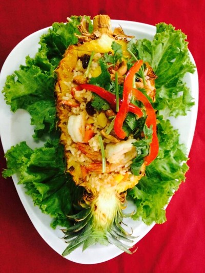 ข้าวอบสับปะรด
