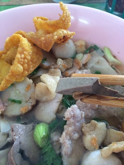 ก๋วยเตี๋ยวหมูซอยชื่น