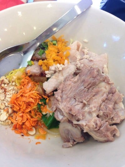 ก๋วยเตี๋ยวต้มยำหมูชากังราว