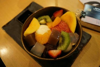 Kyo Roll En เกทเวย์ เอกมัย