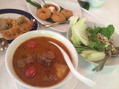 ท่านหญิง สีลม