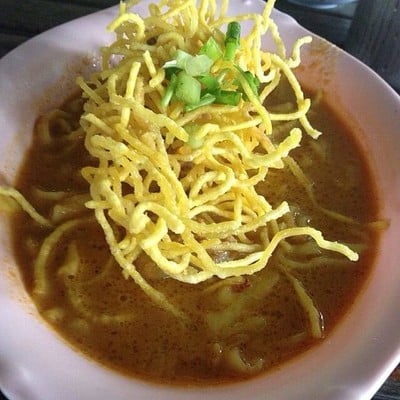 ข้าวซอยไก่ 