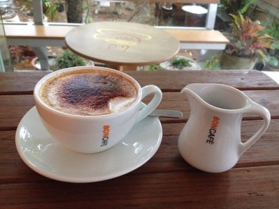 คาปูชิโน่ร้อน 