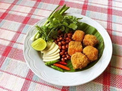 แหนมทอด