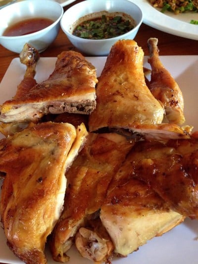 ครัวส้มตำไก่ย่างเขาสวนกวาง