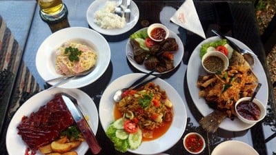 สามเสนวิลล่า ต้นตำรับเบียร์วุ้นแก้วแช่เจ้าแรกของไทย ริมปิง