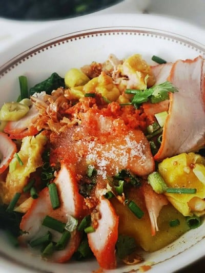 บุเรงนองบะหมี่เกี๊ยวกุ้ง ศูนย์อาหารเมืองทอง T9 เมืองทองธานี บุเรงนองบะหมี่เกี๊ยวกุ้ง ศูนย์อาหารเมืองทอง T9 เมืองทองธานี
