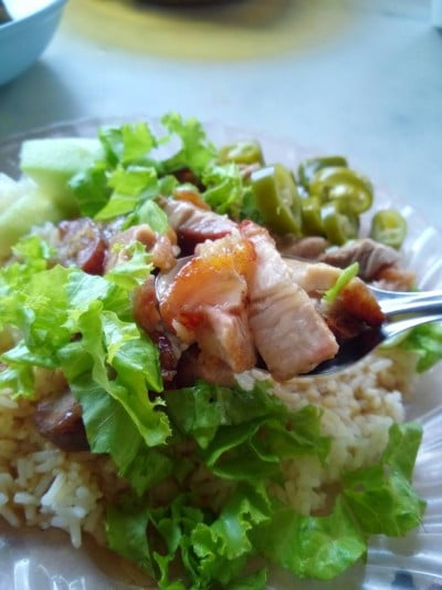 ข้าวหมูแดงซัมเม้ง