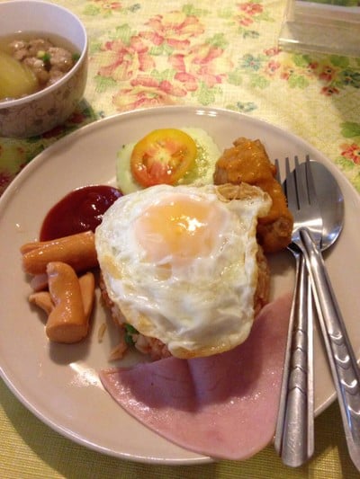 ผัดอเมริกัน ไข่สวยอ่ะ