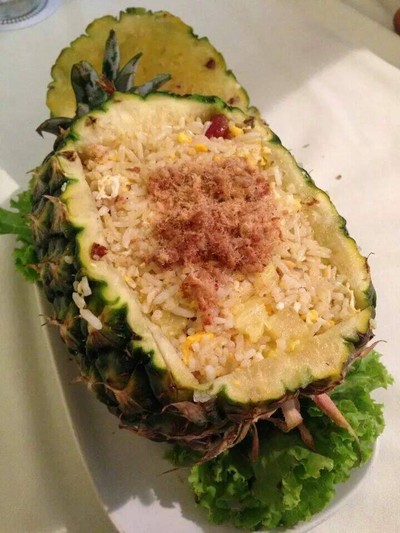 รถเสบียง อาหารไทย กับข้าว (Rosabieng Restaurant)อาหารไทย กับข้าว แกง ยำ ข้าว อาหารไทย กับข้าว แกง ยำ ข้าว