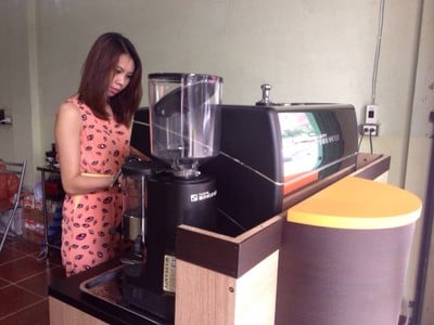 เครื่องชงกาแฟ สวยดีค่ะ