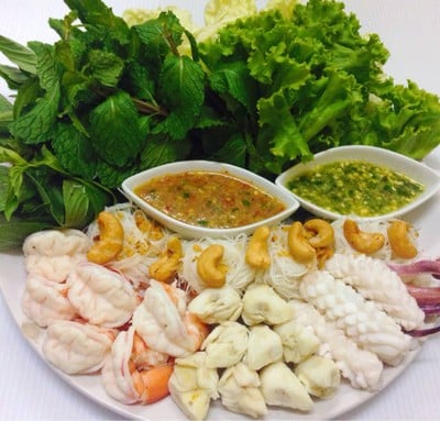 Seafood Aroy Delivery สาขาเดียว