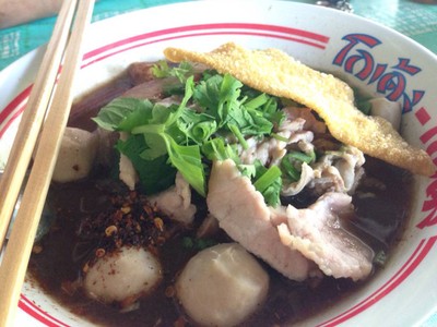 วุ้นเส้นน้ำตกหมูรวม