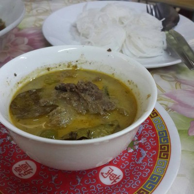 ข้าวไข่เจียวหกสหาย ตลาดรัชดาซอย4