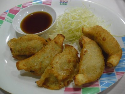 เกี๊ยวซ่า 50 บาท