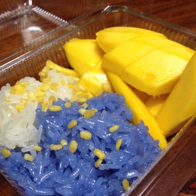 ข้าวเหนียวมะม่วงน้องอาร์ต ฉื่อฉาง