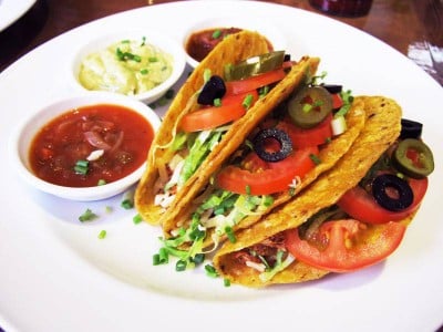 Bourbon Street Restaurant, Oyster Bar & Boutique Hotel (เบอร์เบิร์น สตรีท เรสต์เทอรองท์) Bourbon Street Restaurant, Oyster Bar & Boutique Hotel (เบอร์เบิร์น สตรีท เรสต์เทอรองท์)