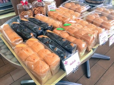 Creamy Thai Tea and other pastry fellas