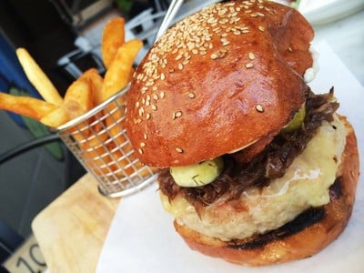 Pork Burger ซูมๆ