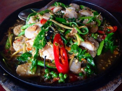 เรือนแพครัวสุพรรณ