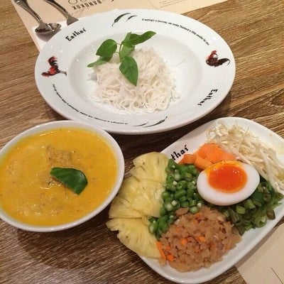 ร้านขนมจีนน้ำยาปูแม่ติ๋ม @Eathai