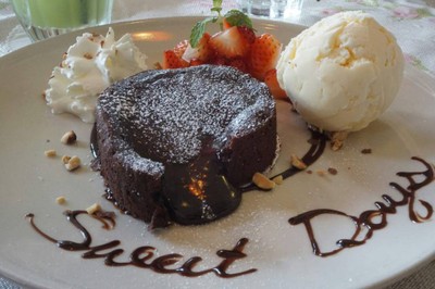 Sweet Days : ร้านวันหวาน สืบศิริ