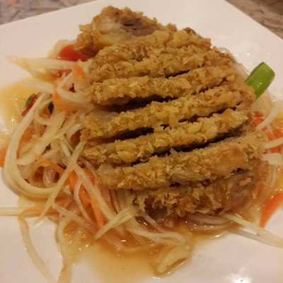 ส้มตำทงคัทสึ