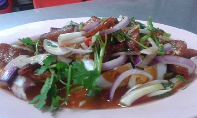 ยำกุนเชียง+ไข่เค็ม