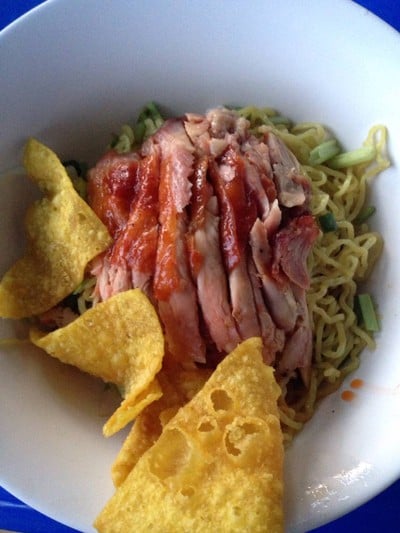 เจ๊น้อย เย็นตาโฟ หลังมช