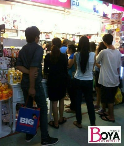 Boya Onbeauty (โบญ่า ออนบิวตี้) อนุสาวรีย์ชัย Boya Onbeauty (โบญ่า ออนบิวตี้) อนุสาวรีย์ชัย